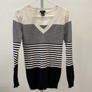V Neck Striped Sweater